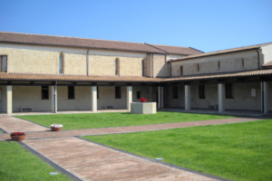 Il chiostro del Polo Museale Santo Spirito